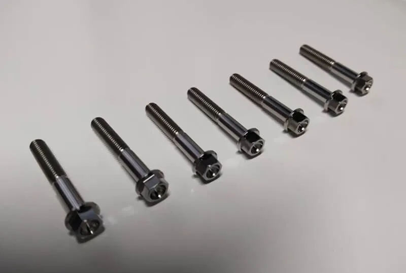 titanium screws supplier,titanium bolts manufacturer,buy titanium fasteners,customized titanium screw,titanium screw price,titanium clad copper